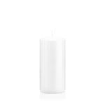 Stumpvaxljus MAEVA, vitt, 15cm, Ø7cm, 63 timmar - Tillverkat i Tyskland