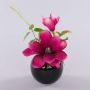 Konstgjord magnolia FEMI i svart keramikkruka, cerise, 20cm, Ø17cm