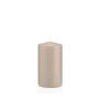Stumpvaxljus MAEVA, beige, 13cm, Ø7cm, 52 timmar - Tillverkad i Tyskland