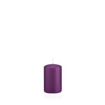 Stumpvaxljus MAEVA, violett, 8cm, Ø5cm, 18 timmar - Tillverkad i Tyskland