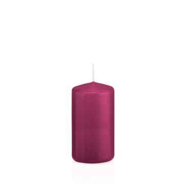 Stumpvaxljus MAEVA, magenta, 12cm, Ø6cm, 40 timmar - Tillverkat i Tyskland