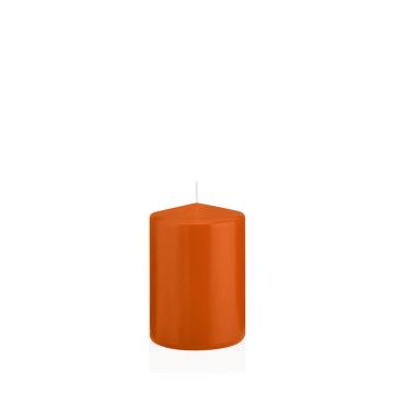 Stumpvaxljus MAEVA, orange, 10cm, Ø7cm, 42 timmar - Tillverkad i Tyskland Stumpvaxljus MAEVA, orange, 10cm, Ø7cm, 42 timmar - Tillverkad i Tyskland