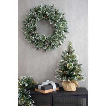 Konstgjord vinterkrans CALGARY, kottar, LED-lampor, frost, Ø75cm Konstgjord vinterkrans CALGARY, kottar, LED-lampor, frost, Ø75cm