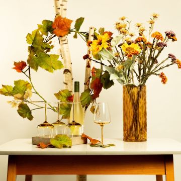 Sommarkväll med vin och blommor Sommarkväll med vin och blommor