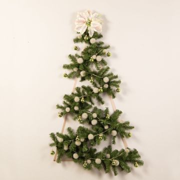 DIY - Julgran på väggen DIY - Julgran på väggen