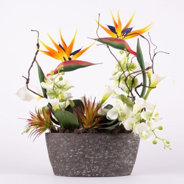 Exotisk konstblomsterarrangemang LOVARA, strelitzia, orkidé, calla, orange-vit-grön, 55x30x60cm