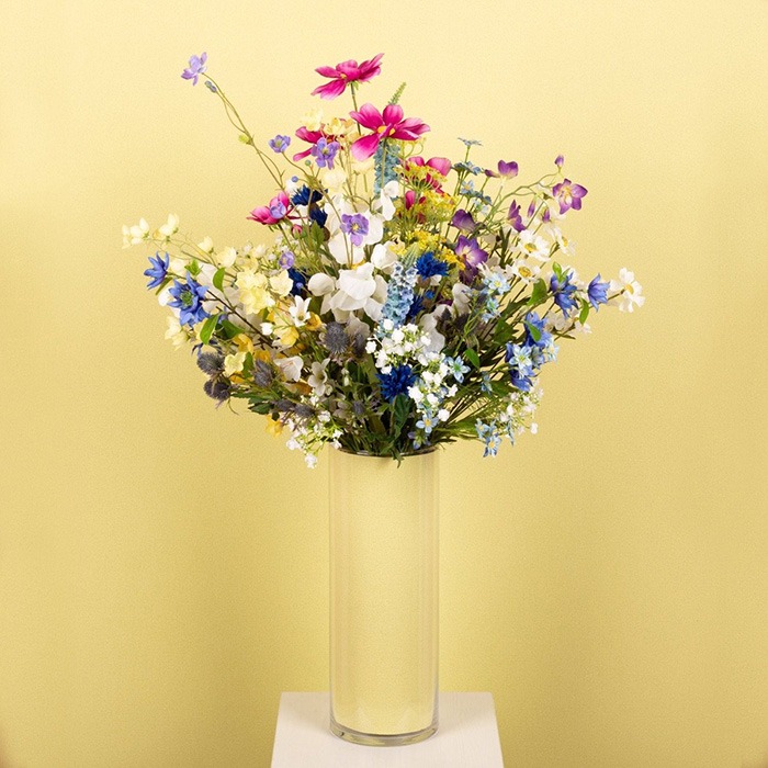 Ängsblomsterbuketter